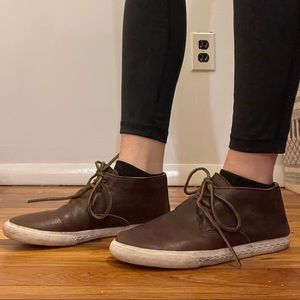 Frye brown leather lace up loafers. Size 7.5